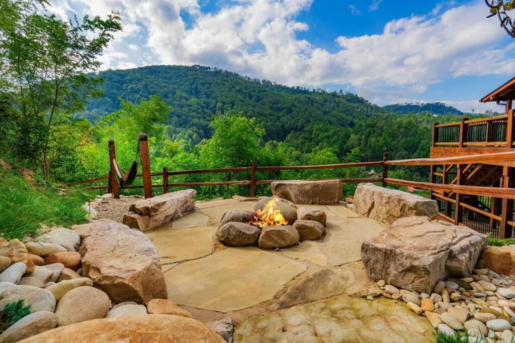 Roaring Fork Lodge Gatlinburg Esterno foto
